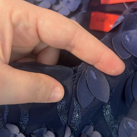 Sz 12 CARMEN MARC VALVO INFUSION
Blue 3D Floral Mermaid Gown $495 MSRP NWT - Picture 17 of 17